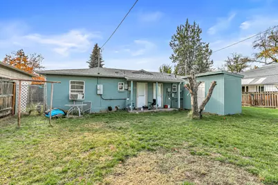 1048 W 13th Street, Medford, OR 97501 - Photo 21