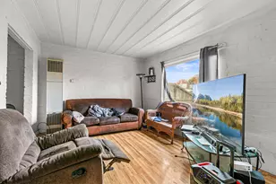 1048 W 13th St, Medford, OR 97501 - Photo 13