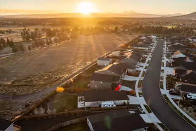 4778 SW Zenith Avenue, Redmond, OR 97756 - Photo 39