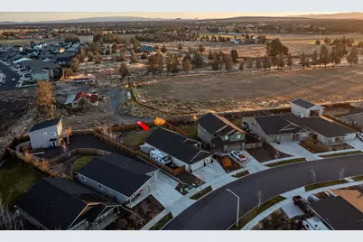 4778 SW Zenith Avenue, Redmond, OR 97756 - Photo 41