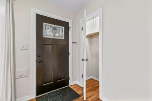 706 Monroe St, Medford, OR 97501 - Photo 3