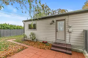 706 Monroe St, Medford, OR 97501 - Photo 21