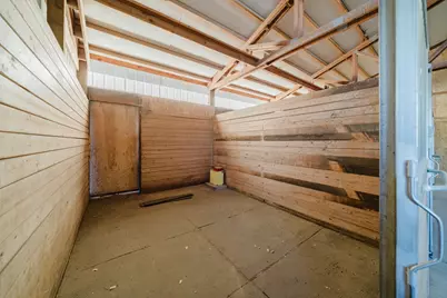 24605 Dodds Road, Bend, OR 97701 - Photo 51