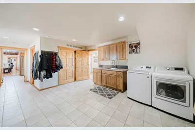 24605 Dodds Road, Bend, OR 97701 - Photo 41