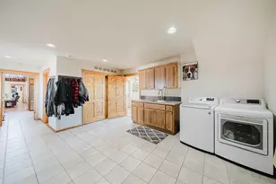 24605 Dodds Rd, Bend, OR 97701 - Photo 41