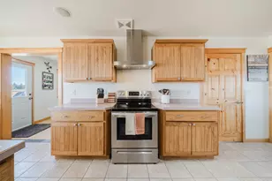 24605 Dodds Rd, Bend, OR 97701 - Photo 13