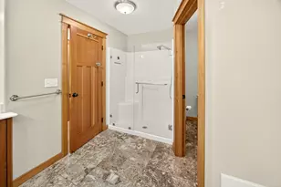 219 Meade St, Ashland, OR 97520 - Photo 33