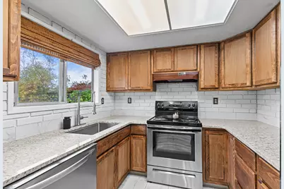 832 La Loma Drive, Medford, OR 97504 - Photo 15