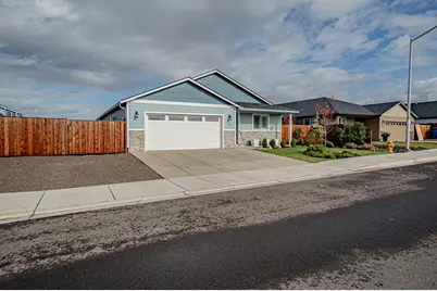 712 Nottingham Terrace, Eagle Point, OR 97524 - Photo 25