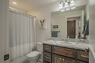 712 Nottingham Terrace, Eagle Point, OR 97524 - Photo 17