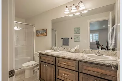 712 Nottingham Terrace, Eagle Point, OR 97524 - Photo 13