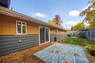 208 Oregon Terrace, Medford, OR 97504 - Photo 7