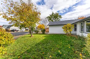 468 Merlee Cir, Eagle Point, OR 97524 - Photo 19