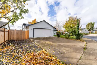 468 Merlee Circle, Eagle Point, OR 97524 - Photo 17