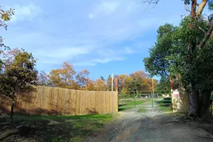 297 Melissa Ln, Grants Pass, OR 97526 - Photo 15