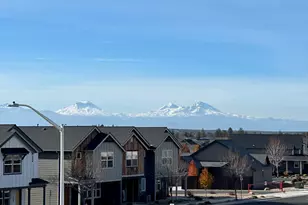 3969 SW Badger Ave, Redmond, OR 97756 - Photo 3