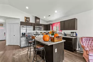 7843 Cadence Ln, White City, OR 97503 - Photo 5