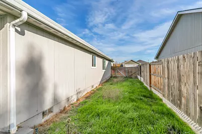7843 Cadence Lane, White City, OR 97503 - Photo 23