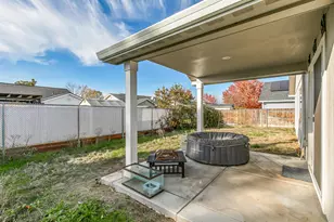 7843 Cadence Ln, White City, OR 97503 - Photo 21