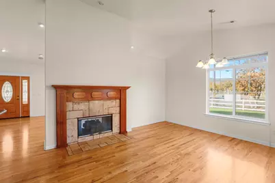 6400 Rogue River Drive, Shady Cove, OR 97539 - Photo 19