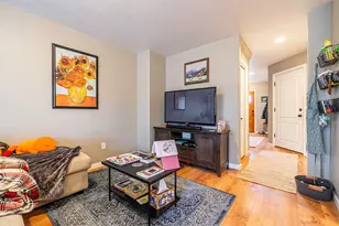 887 Silver Fox Dr, Central Point, OR 97502 - Photo 11