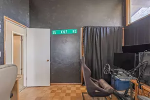 499 SE 8th St, Madras, OR 97741 - Photo 23