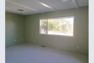 511 NW Woodson Drive, Grants Pass, OR 97526 - Photo 23