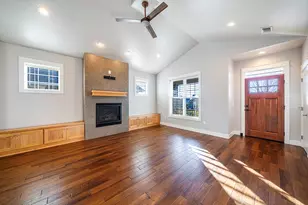 575 Windsong Way, Medford, OR 97504 - Photo 3