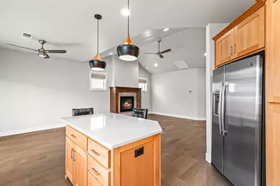 3937 Wyoming Lane, Medford, OR 97504 - Photo 13