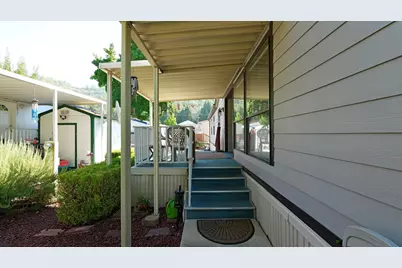 21 Brophy Way #UNIT 17, Shady Cove, OR 97539 - Photo 29