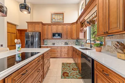 1710 NE Sunset Lane, Grants Pass, OR 97526 - Photo 13