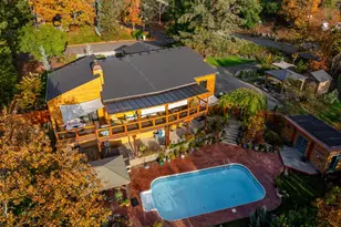 1710 NE Sunset Ln, Grants Pass, OR 97526 - Photo 3