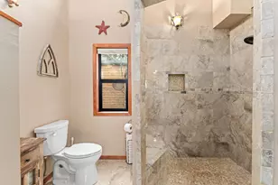 1710 NE Sunset Ln, Grants Pass, OR 97526 - Photo 21