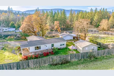 212 Martin Road, Cave Junction, OR 97523 - Photo 21