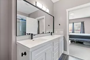 20577 NE Sierra Dr, Bend, OR 97701 - Photo 25