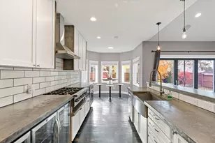 20577 NE Sierra Dr, Bend, OR 97701 - Photo 19