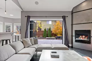 20577 NE Sierra Dr, Bend, OR 97701 - Photo 13