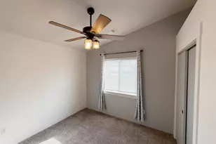 1627 S Columbus Ave, Medford, OR 97501 - Photo 19