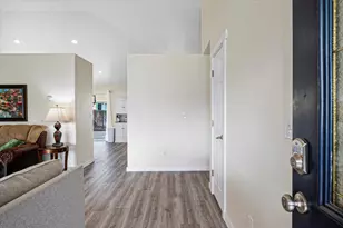 2223 NW Jackpine Ct, Redmond, OR 97756 - Photo 3