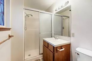 2843 NE Purcell Blvd, Bend, OR 97701 - Photo 9