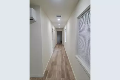 4069 S Pacific Highway #103, Medford, OR 97501 - Photo 7