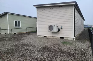 4069 S Pacific Hwy, Medford, OR 97501 - Photo 17