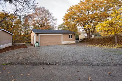 2285 Jasmine Avenue, Medford, OR 97501 - Photo 21