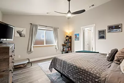 21386 NE Eagle Crossing Avenue, Bend, OR 97701 - Photo 15