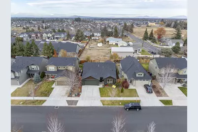 21386 NE Eagle Crossing Avenue, Bend, OR 97701 - Photo 31