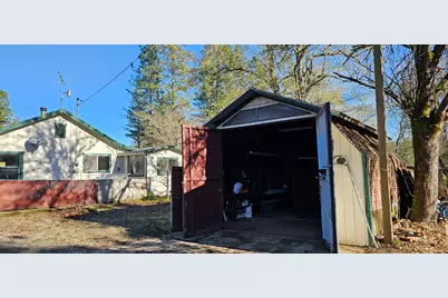 1411 Rockydale Road, Cave Junction, OR 97523 - Photo 29