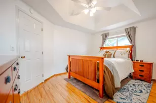 921 Pittview Ave, Central Point, OR 97502 - Photo 5