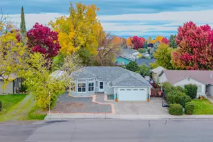 921 Pittview Ave, Central Point, OR 97502 - Photo 7