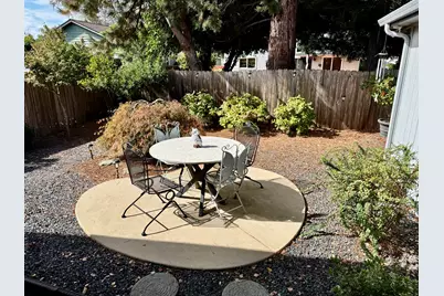 126 SW Vicki Lane, Grants Pass, OR 97526 - Photo 25