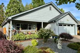 126 SW Vicki Ln, Grants Pass, OR 97526 - Photo 29